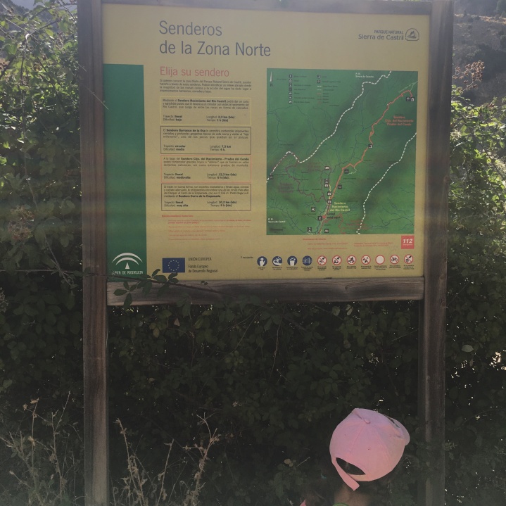 Panel informativo senderos zona norte de Parque Natural Sierra Castril